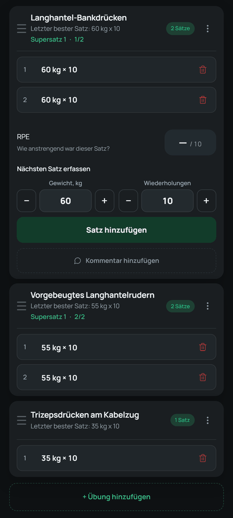 Die Supersatz-Beschriftung und die Position in der Gruppe halten die Übungskombination fest. Gewicht und Wiederholungen bleiben pro Übung getrennt.